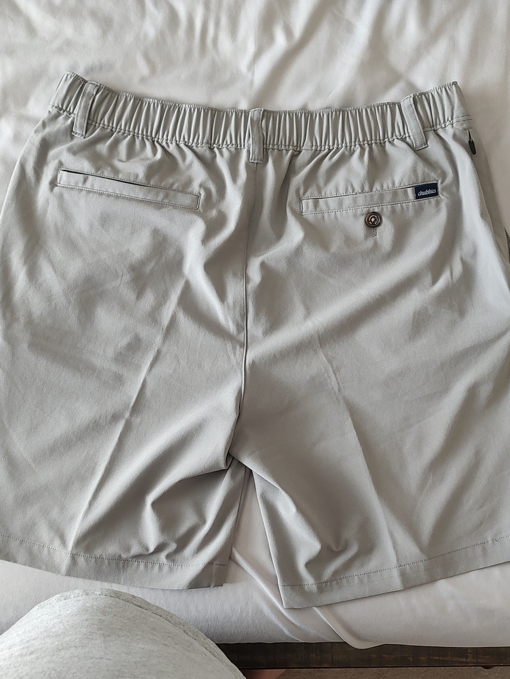 chubbies Men's Large Gray Shorts - Picture 3 of 6